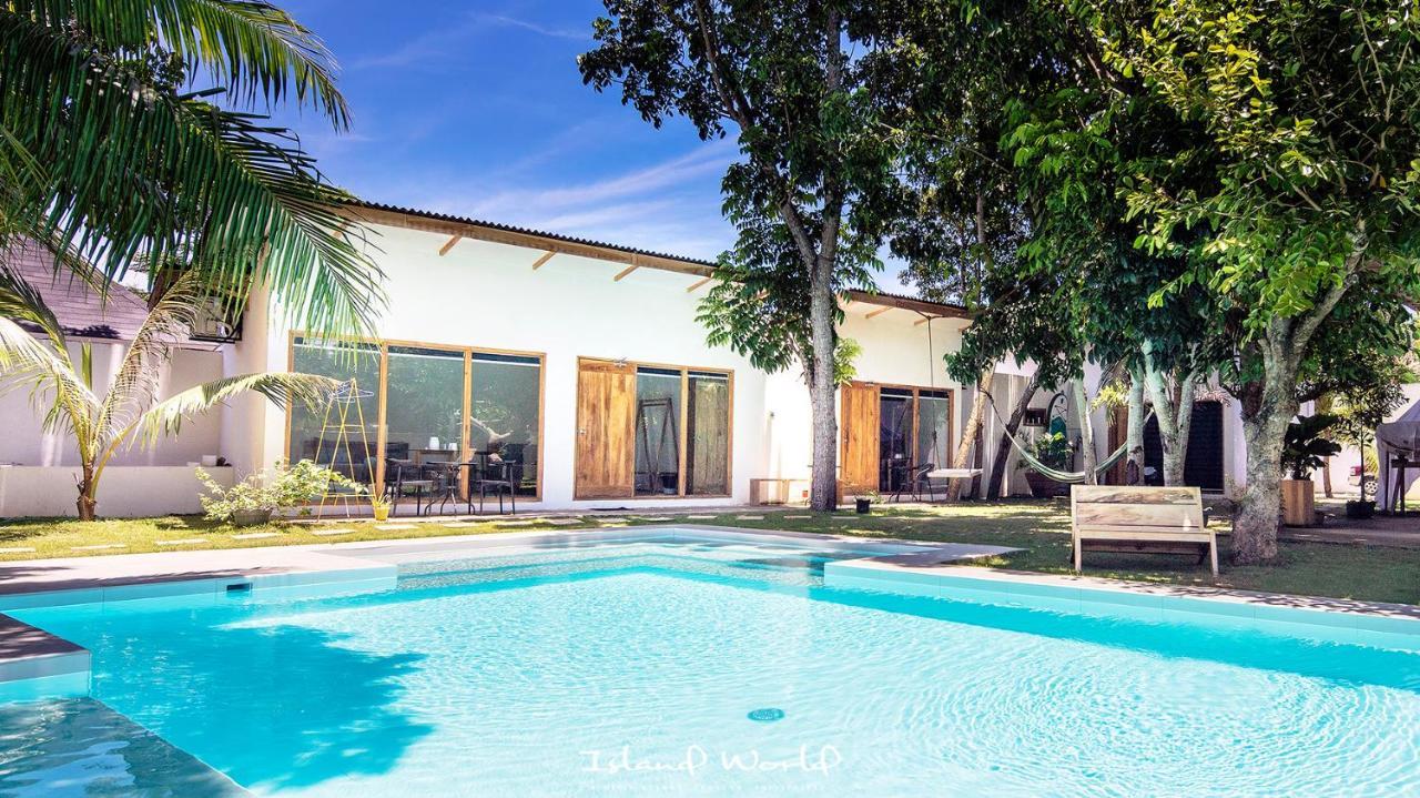Island World Panglao Hotel Kültér fotó
