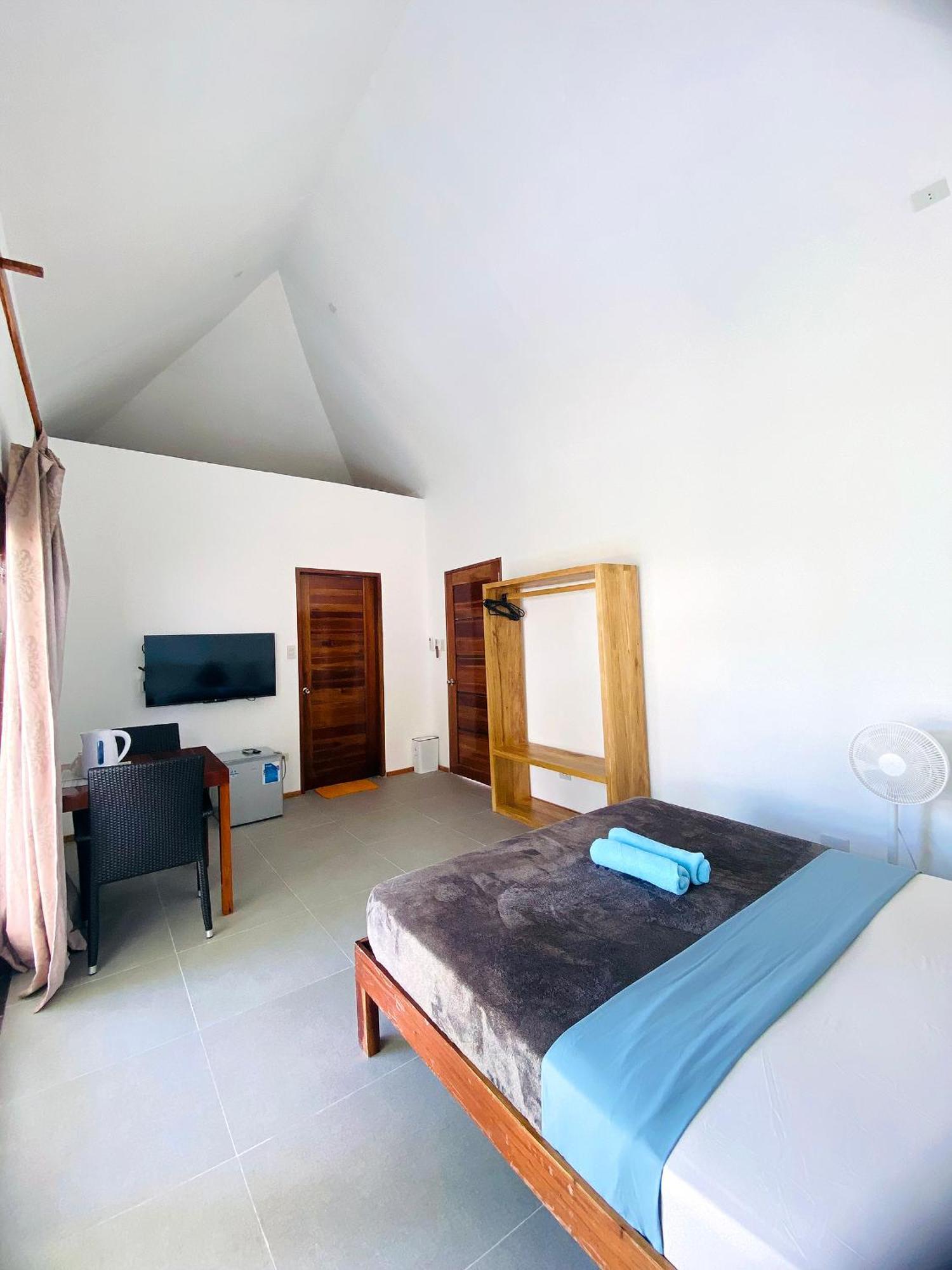 Island World Panglao Hotel Kültér fotó